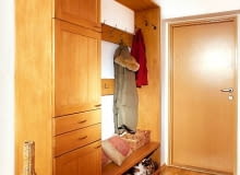 14.11.2006 WARSZAWA DLA CZTERY KATY METAMORFOZA PRZEDPOKOJ SZAFA WIESZAK LUSTRO STYLISTKA: ANETA KOSIBA FOT. LUKASZ ZANDECKI / AGENCJA GAZETA