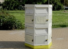 Skrzynka na Placu Dąbrowskiego w Warszawie