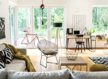 Białe mieszkanie w stylu skandynawskim