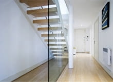 Szklane balustrady to świetny element aranżacyjny wnętrza szklana balustrada, balustrada ze szkła, schody