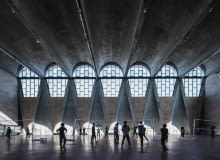 Hala gimnastyczna na kampusie Uniwersytetu Tianjin w Chinach, projekt: Atelier Li Xinggang. Finalista w kategorii: Życie architektury/ budynki w użytkowaniu Hala gimnastyczna na kampusie Uniwersytetu Tianjin w Chinach, projekt: Atelier Li Xinggang Finalista w kategorii: Życie architektury/ budynki w użyciu