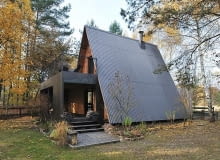 Architektura domku letniskowego Brda po przebudowie nie musi bać się upływającego czasu przebudowa domu, domek letniskowy
