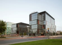 Biurowiec przy ulicy Postępu 14 w Warszawie