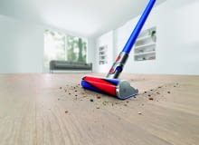 sprzątanie wnętrz pandemia covid-19  koronawirus badania dyson kurz