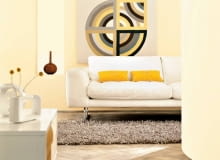 Wnętrza. Światło i przestrzeń. Wszystko, co jasne, wydaje się większe - to zasada znana od lat. Ale nowością są farby, które niezależnie od odcienia odbijają znacznie więcej światła niż tradycyjne emulsje. Dzięki temu nawet małe pomieszczenie zyskuje 'oddech'. Wnętrza. Światło i przestrzeń. Wszystko, co jasne, wydaje się większe - to zasada znana od lat. Ale nowością są farby, które niezależnie od odcienia odbijają znacznie więcej światła niż tradycyjne emulsje. Dzięki temu nawet małe pomieszczenie zyskuje 'oddech'.