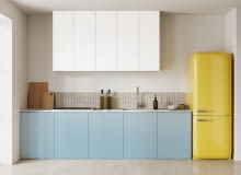 Plyta laminowana blekit krystaliczny U18003; biel arktyczna U11027; blat marmur callacatta S63054 Plyta laminowana blekit krystaliczny U18003; biel arktyczna U11027; blat marmur callacatta S63054