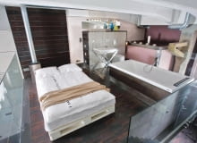 07.12.2011 ZYRARDOW SESJA WNETRZE , LOFTY GIRARDA NA ZDJECIU WNETRZE , LAZIENKA , UBIKACJA , WC STYLIZACJA ANETA KOSIBA DLA CZASOPISMA CZTERY KATY FOT. ARKADIUSZ SCICHOCKI / AGENCJA GAZETA