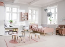 Kolekcja DOTS, łóżko, stolik, taborety