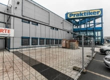 23.12.2016 , Zawada , CH Turawa Park , supermarket budowlany PRAKTIKER bedzie likwidowany , FOT. ROMAN ROGALSKI