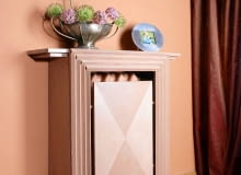 WNETRZA OSLONKA NA KALORYFER STYLIZACJA MARIANNA BAUMAN FOT. RADOSLAW WOJNAR PUBLIKACJA CZTERY KATY NR 12 (170) - 12.2005 SLOWA KLUCZOWE: WNETRZA ZDJĘCIE DO WKŁADKI: PUBLIKACJA CZTERY KATY NR 12 (170) - CZASOPISMA