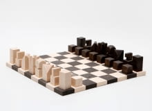 Komplet szachowy A00. Proj. Kasia Rysiak i Agnieszka Wach