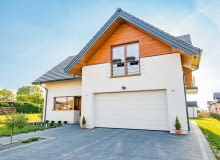 K2 RF; kolor: biała/antracyt; wymiary: 5500 x 2125 mm; cena: 4023 zł, napęd Starcus: 729 zł, KRISPOL, www.krispol.pl K2 RF; kolor: biała/antracyt; wymiary: 5500 x 2125 mm; cena: 4023 zł, napęd Starcus: 729 zł, KRISPOL, www.krispol.pl