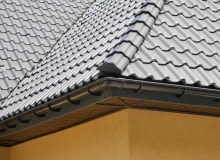 Rynny z PVC są dostępne w największej palecie kolorów - łatwo dopasować je kolorystycznie do elewacji i dachu rynny plastikowe, rynny PVC