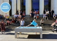 Betonowy stół bilardowy. Proj. Gwendal Le Bihan stół bilardowy, betonowy stół, betonowy stół bilardowy