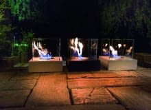 Płomienie bioświeczników rozpraszają mrok nie gorzej niż świece i tworzą równie magiczny klimat. Decydując się na zakup podobnych małych modeli, musimy się liczyć z wydatkiem rzędu 250 zł, kratki.pl.