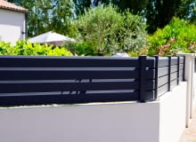 Trendy w przęsłach ogrodzeniowych: nowoczesne rozwiązania dla każdego