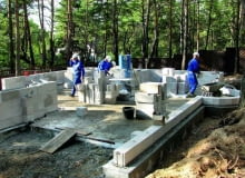 Budowanie w systemie daje inwestorom większą pewność osiągnięcia oczekiwanych właściwości ścian ściany zewnętrzne, budowa domu