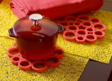 02.04.2008 WARSZAWA SESJA WNETRZE KOLOR WZOR NZ GARNEK STYLIZACJA JOANNA PLACHECKA DLA CZASOPISMA CZTERY KATY FOT. ARKADIUSZ SCICHOCKI / AGENCJA GAZETA PUBLIKACJA CZTERY KATY NR 6 (200) - 6 2008