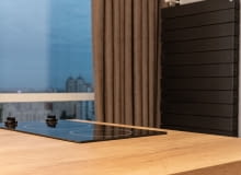 Grzejnik, który nie musi się chować. Jak wybrać nowoczesny model do salonu i sypialni