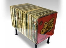 Retro szafka z opakowań płyt Retro szafka z opakowań płyt