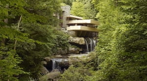 Fallingwater - proj. Frank Lloyd Wright