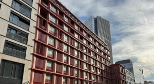 Żelazna 54 w Warszawie