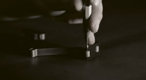 Drzwi Venuro są wykonywane ręcznie – z myślą o ambitnych przestrzeniach, w których liczy się każdy szczegół.