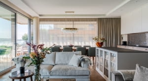 Mieszkanie nad Zalewem Zegrzyńskim - aranżacja projektu Deer Design