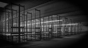 Hale stalowe – jak konstrukcje stalowe zmieniają krajobraz współczesnego przemysłu