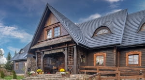 Blachodachówka REGLE na prawdziwym góralskim domu