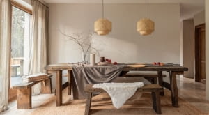 Jadalnia w stylu japandi.