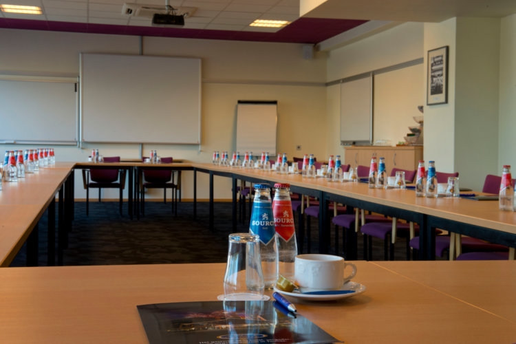 Preston_Palace_Ten_Cate_vergaderzaal_Preston_Palace_wifi_consumpties_airco_all-in_conferentiecentrum