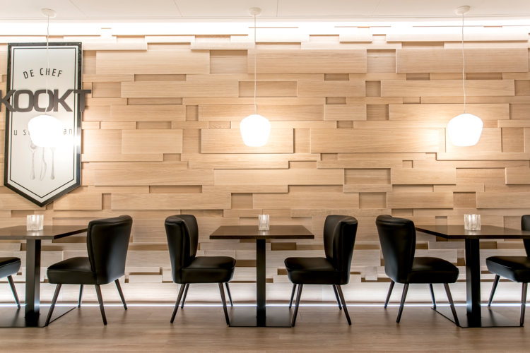 Luxe_zitje_nieuw_hotelrestaurant_Preston_Palace