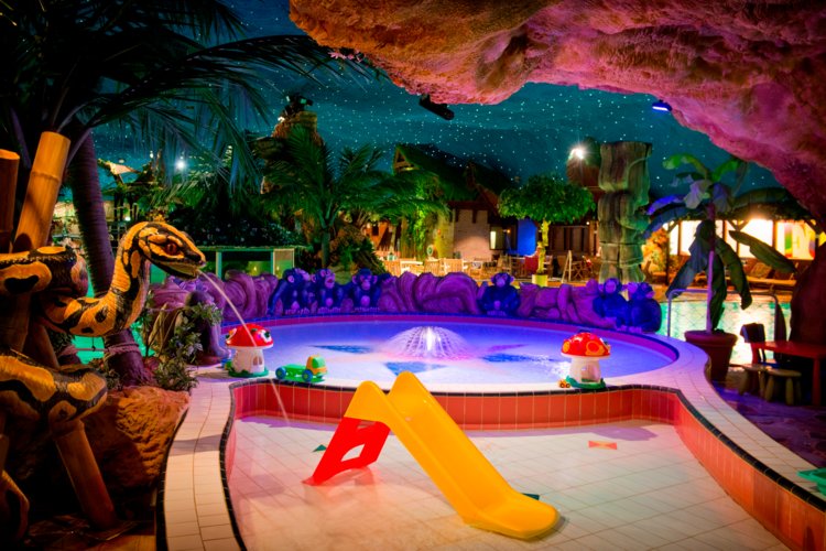 Subtropisches Schwimmparadies Preston Palace Subtropisches Schwimmparadies Preston Palace