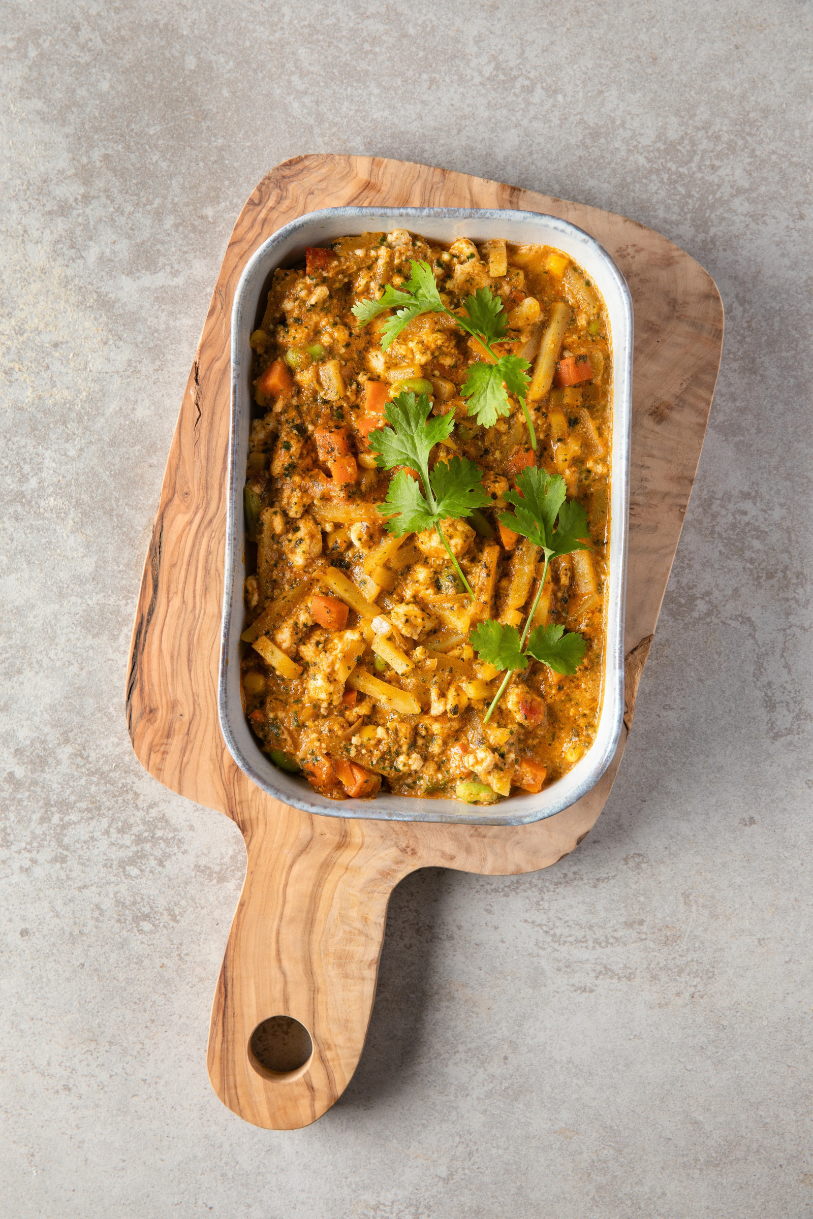 Intialainen Paneer-kasvisvuoka