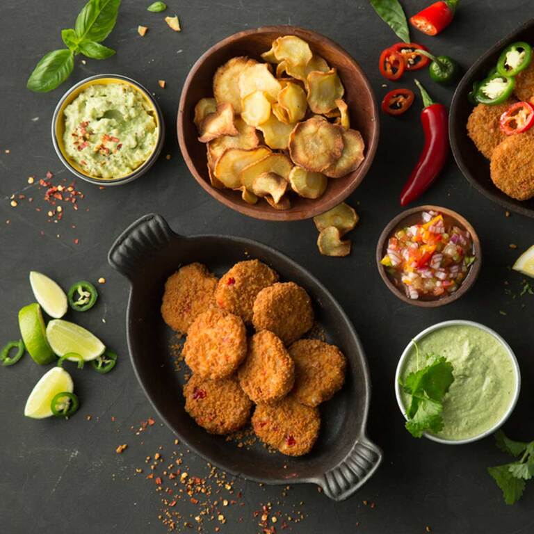 Kasvisjauhis Mexican nugetit ja avokadodippi
