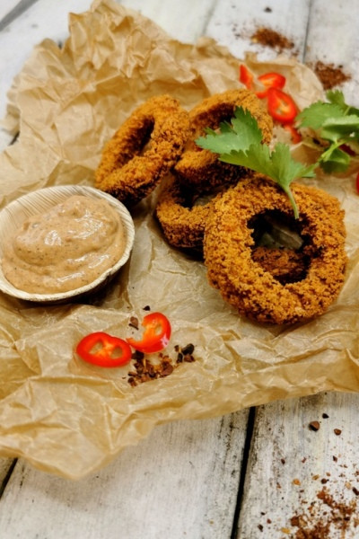 Bataatti-kikherne Ringsejä, taco-kaurajogurtti dippi