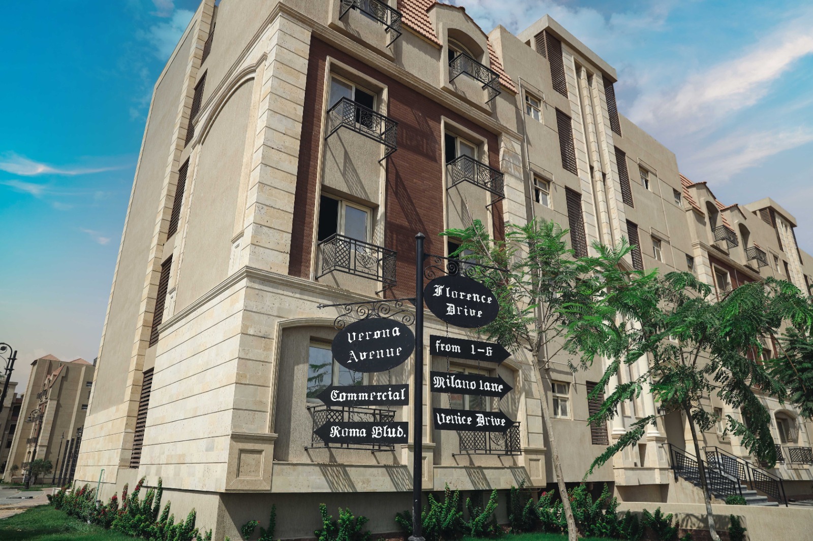 4 Bedrooms 200 sq.M Apartment for sale 14,050,150 EGP in Rock Vera,New Cairo,Egypt