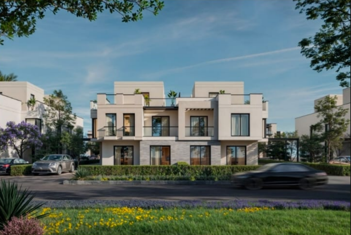 4-Bedroom Townhouse 217 m² for sale in Hyde Park Central, 6th settlement - Ref 287926