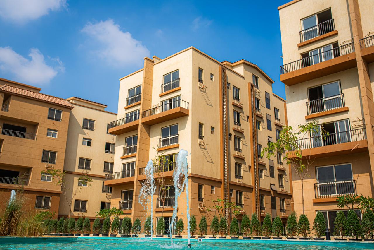 4-Bedroom Duplex 281 m² for sale in Neo Lakes, Mostakbal City