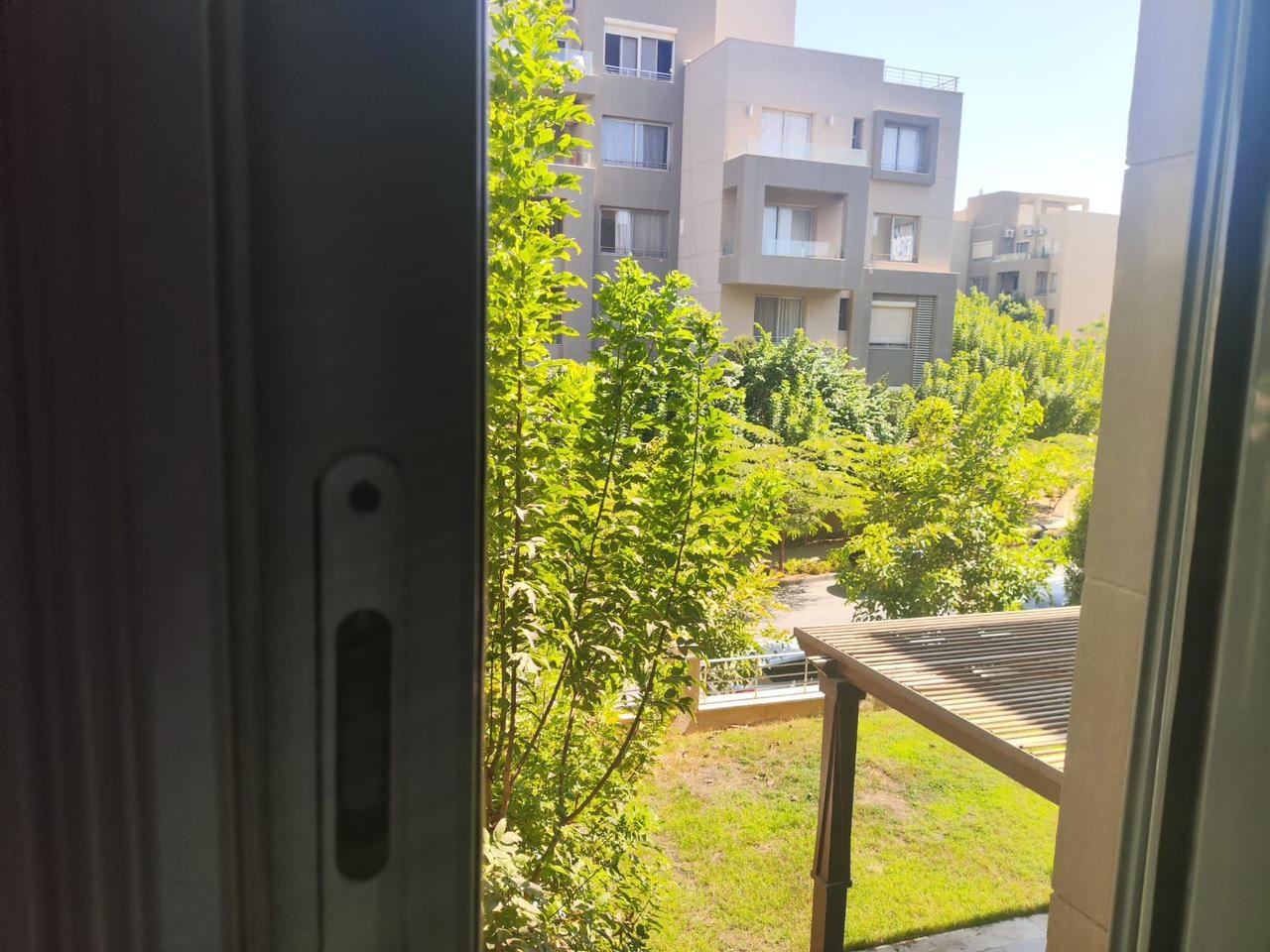 شقة في The Village Gate، صورة ٢ من ٨
