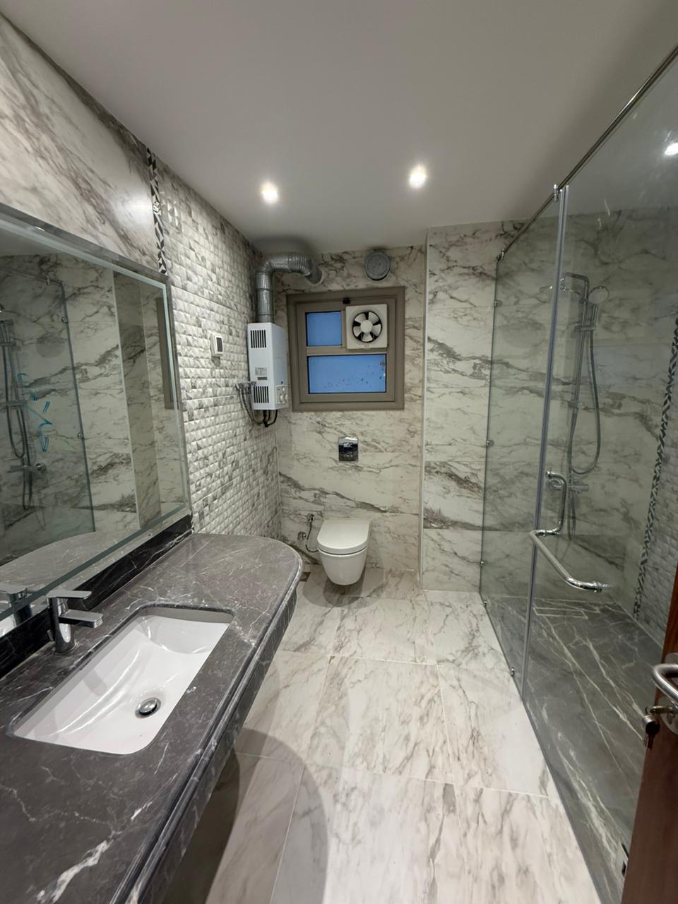 apartment at Galleria Residence