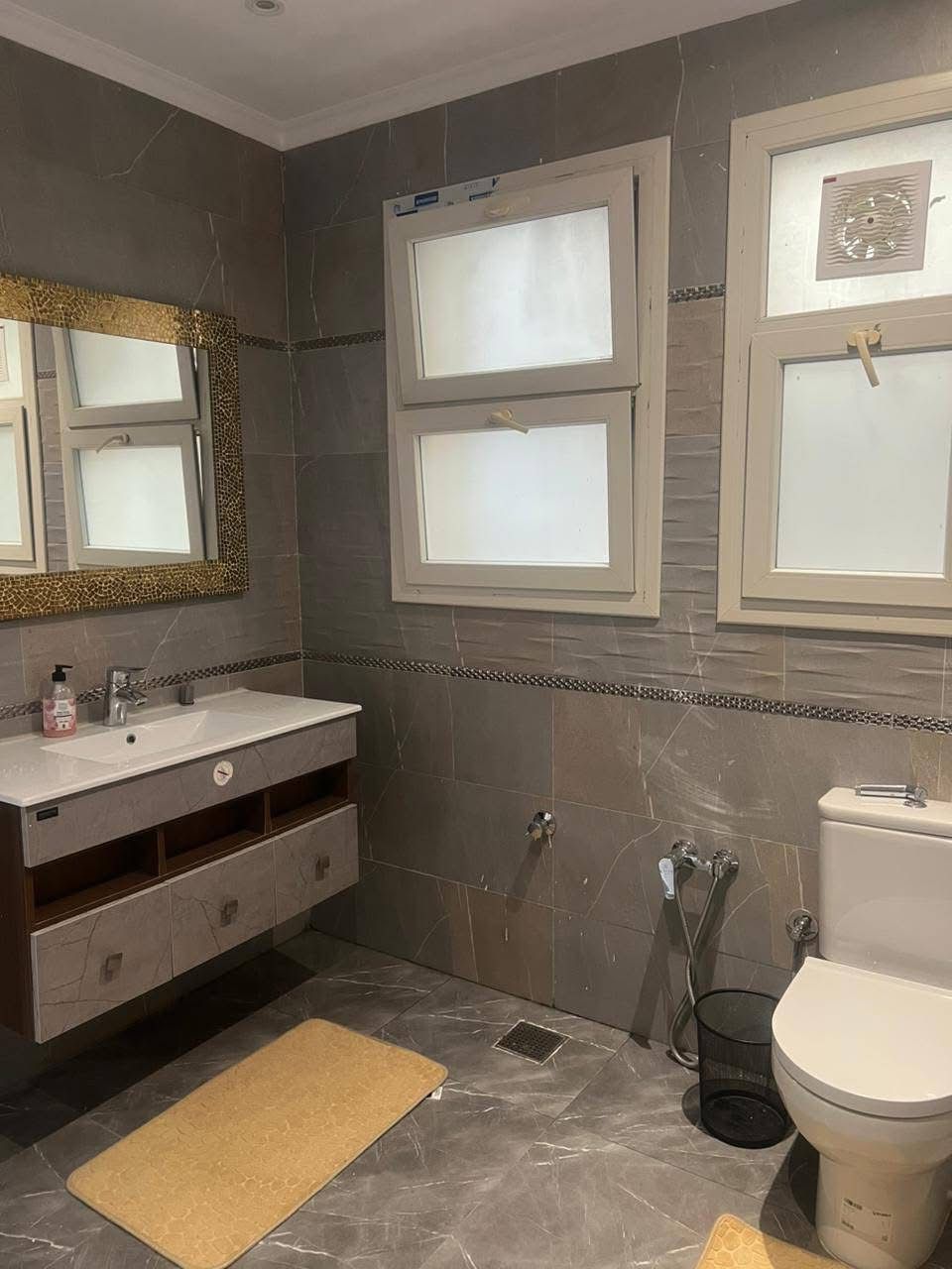 فيلا – 4 غرف