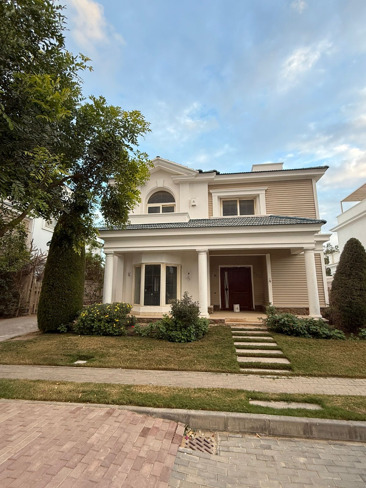 villa at Mountain View 2