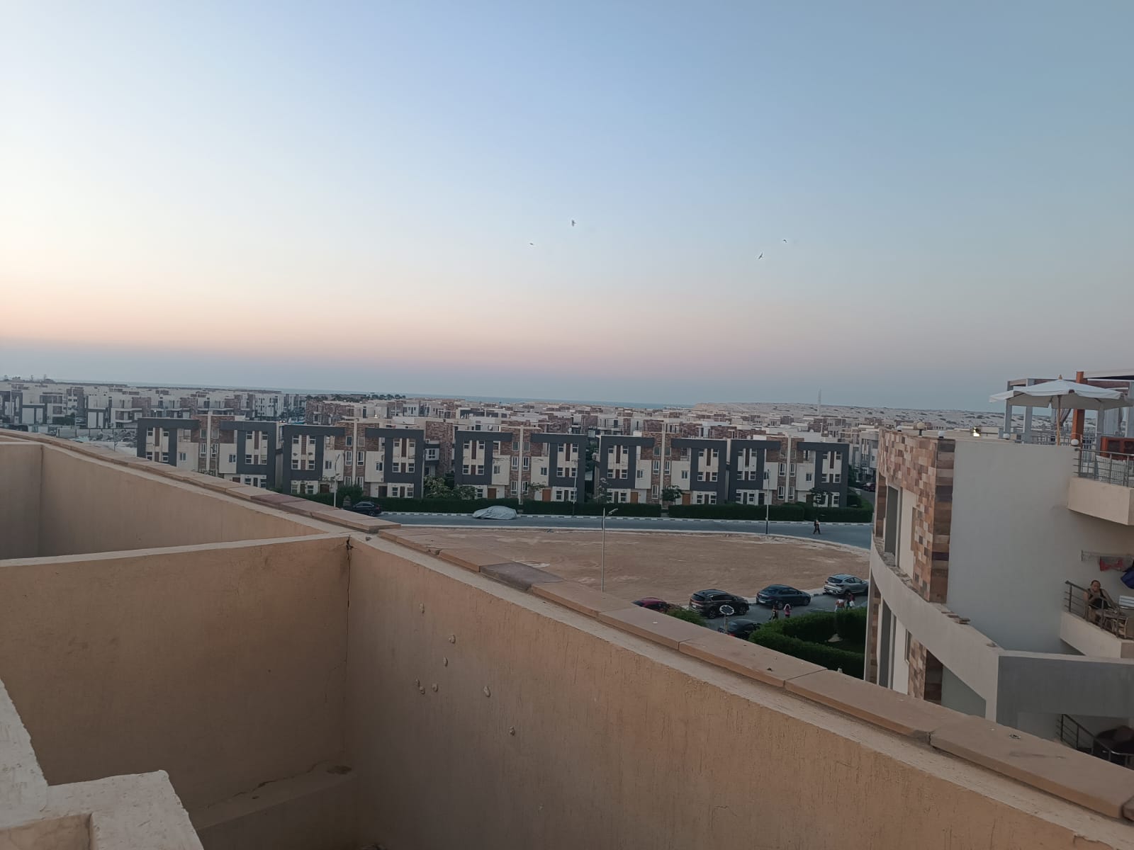 غرفتا نوم شاليه 95 م² للبيع في مارسيليا بيتش 4، سيدي عبد الرحمن، الساحل الشمالي، مصر - مرجع 268312