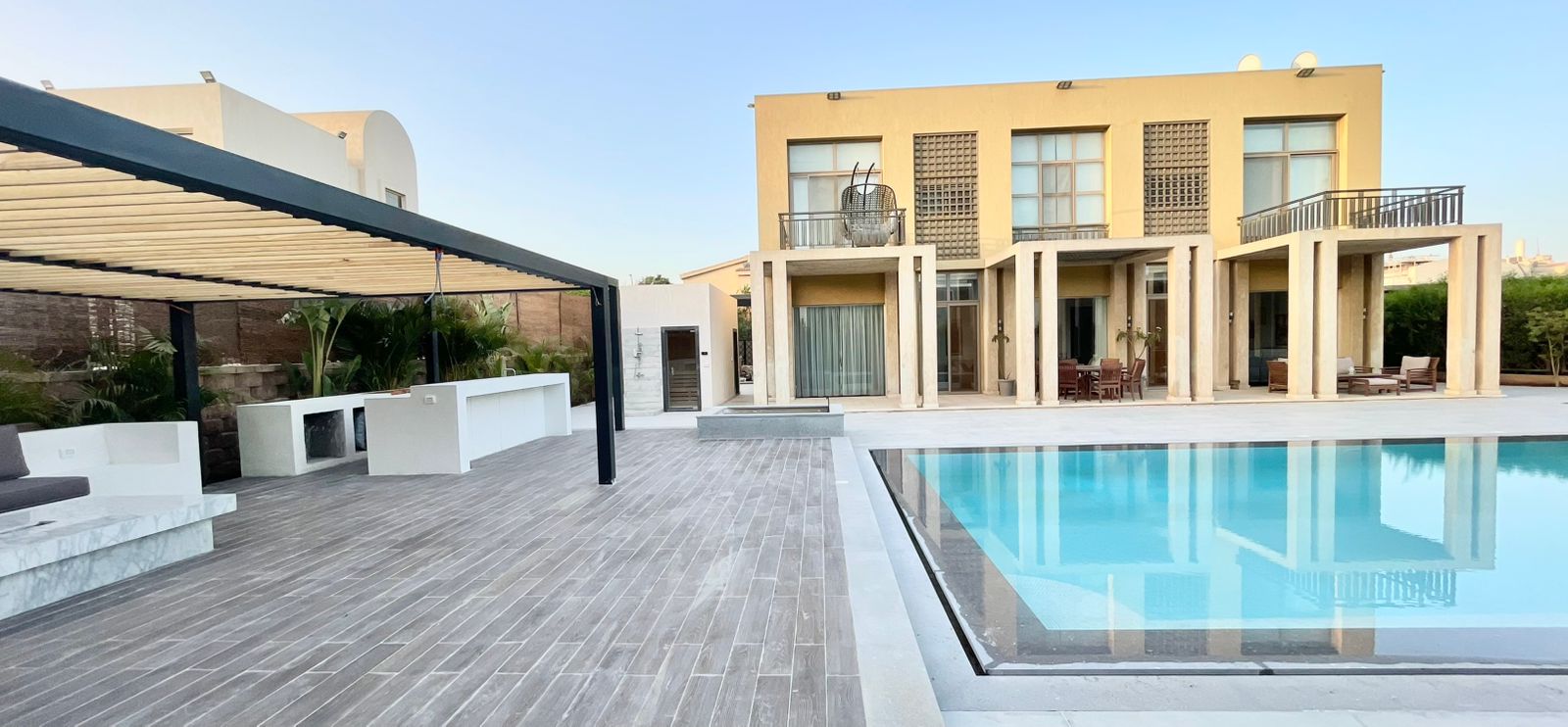 فيلا – 4 غرف