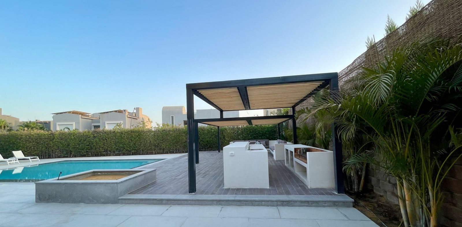 فيلا – 4 غرف