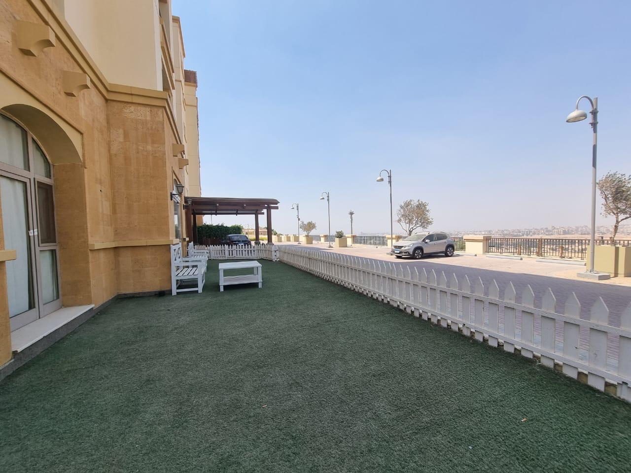 Apartment 180 m² in Uptown Cairo, Mokattam — 2-bedroom for sale