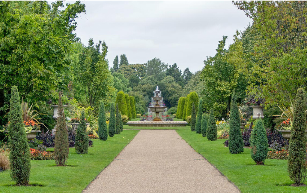 apartment at Regents Park