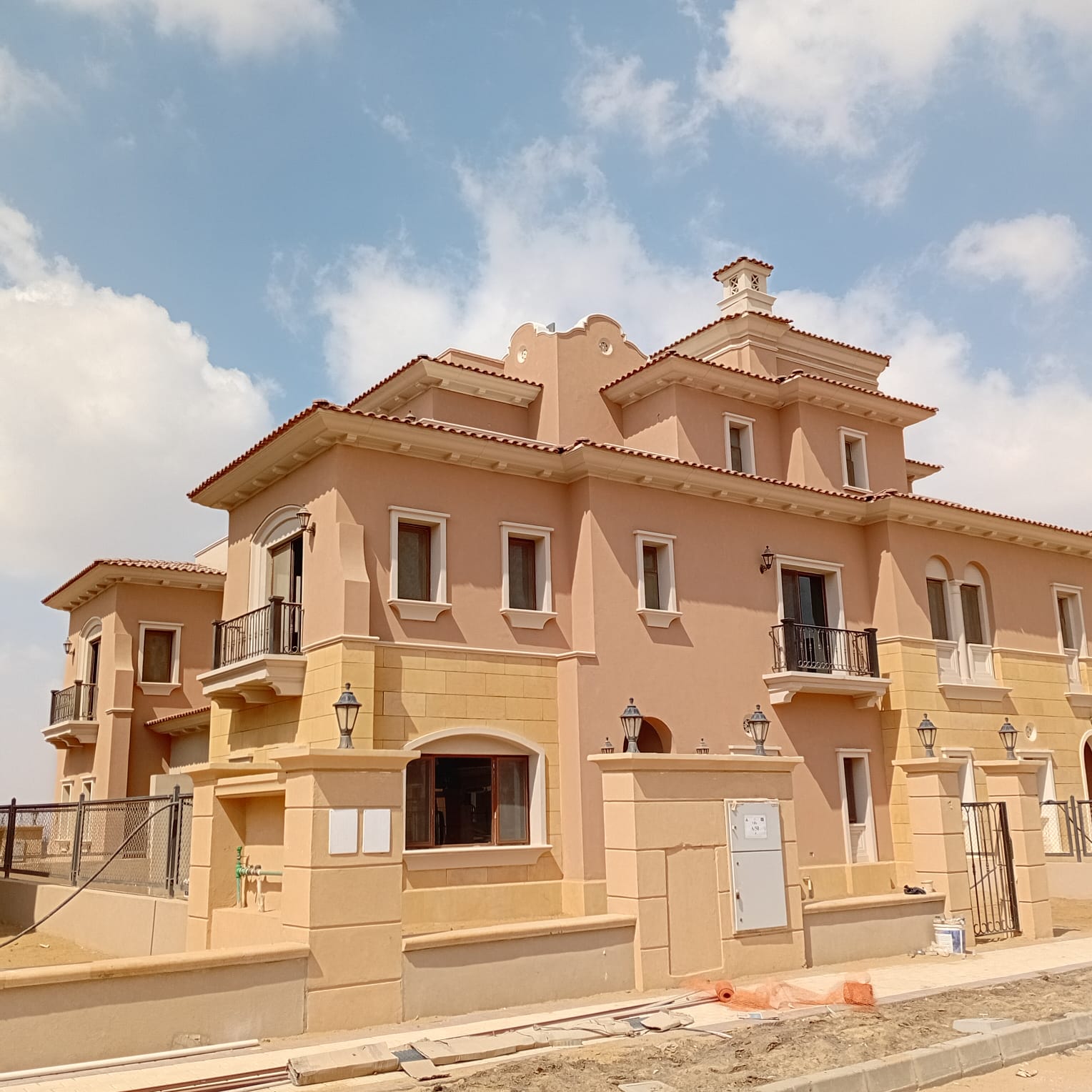 townhouse at City Gate